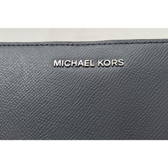 Michael Kors Gray Crossgrain Leather Zip Around Credit Card Wallet - Picture 4 of 16